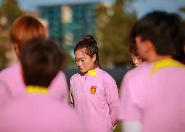 勾搭足浴女技师国产在线